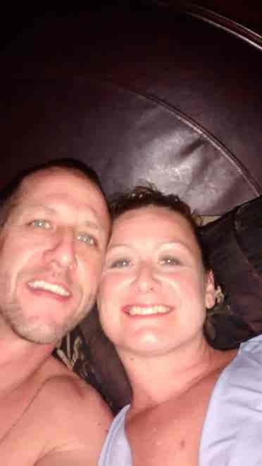 Couple Desperatly Seeking!!