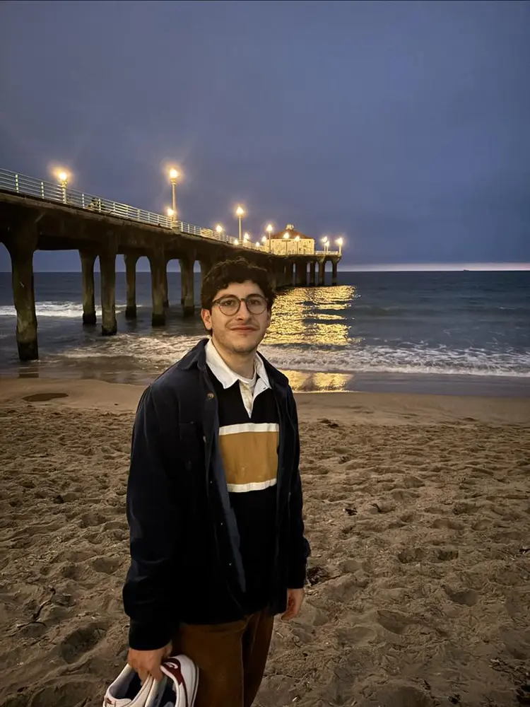 Looking for a room in LA October 20