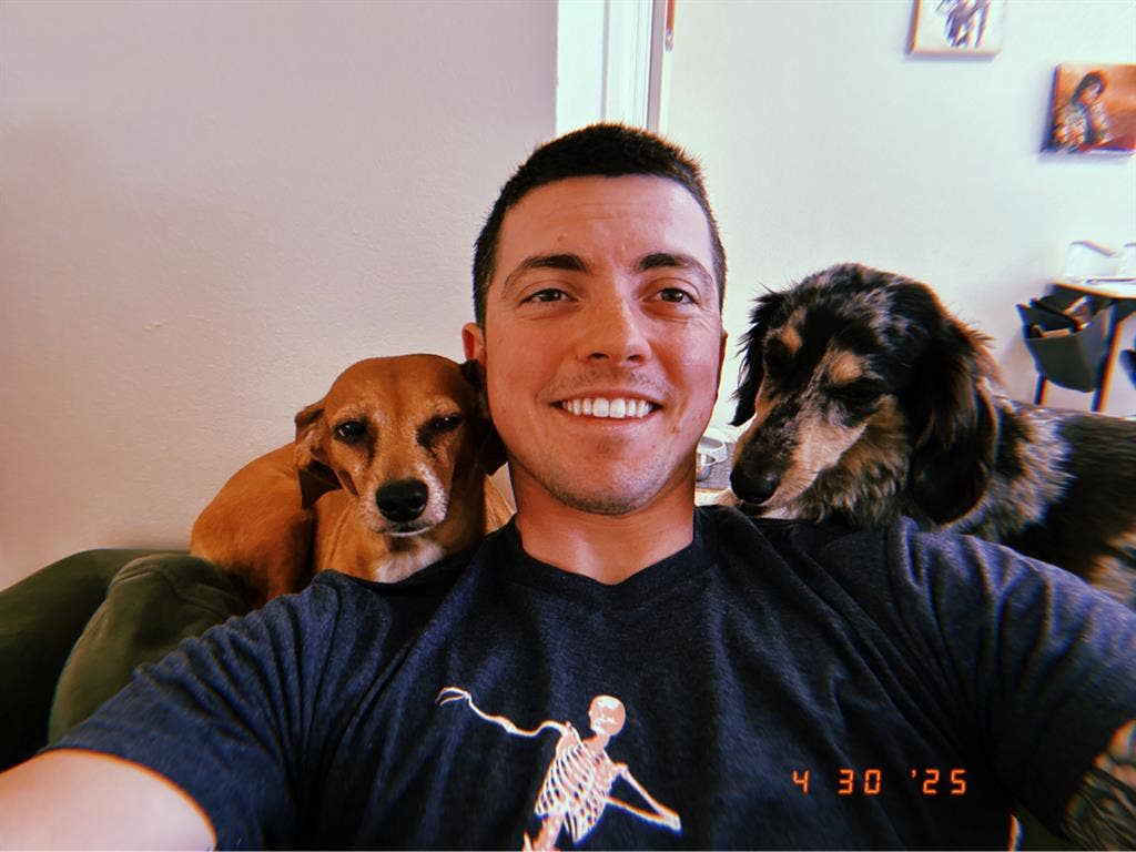 Looking for a room with my pups!