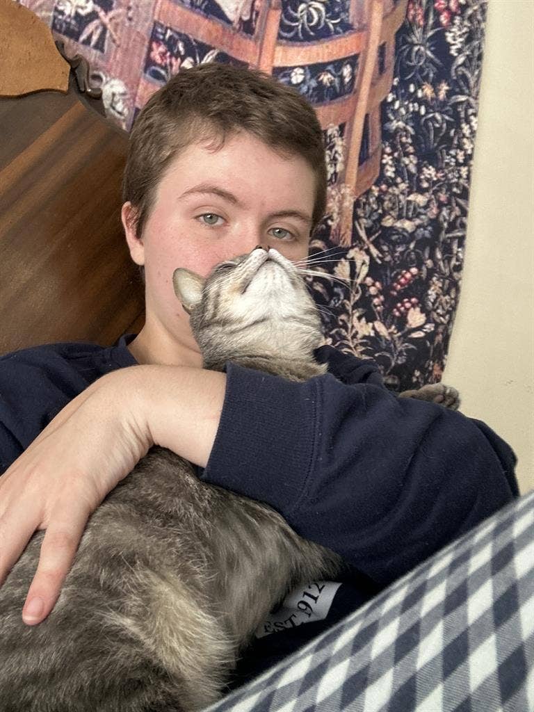 Looking for Roommates / Housing