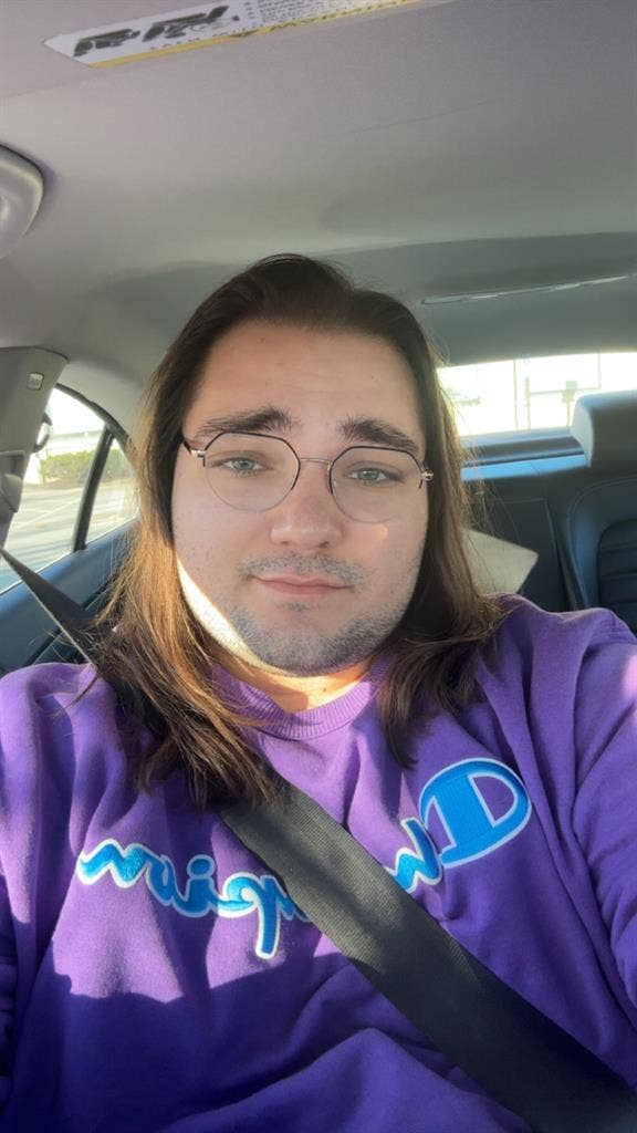 Looking for a roomate/room