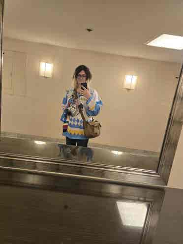 F looking for a Room