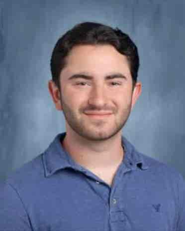 Teacher looking for roommate!