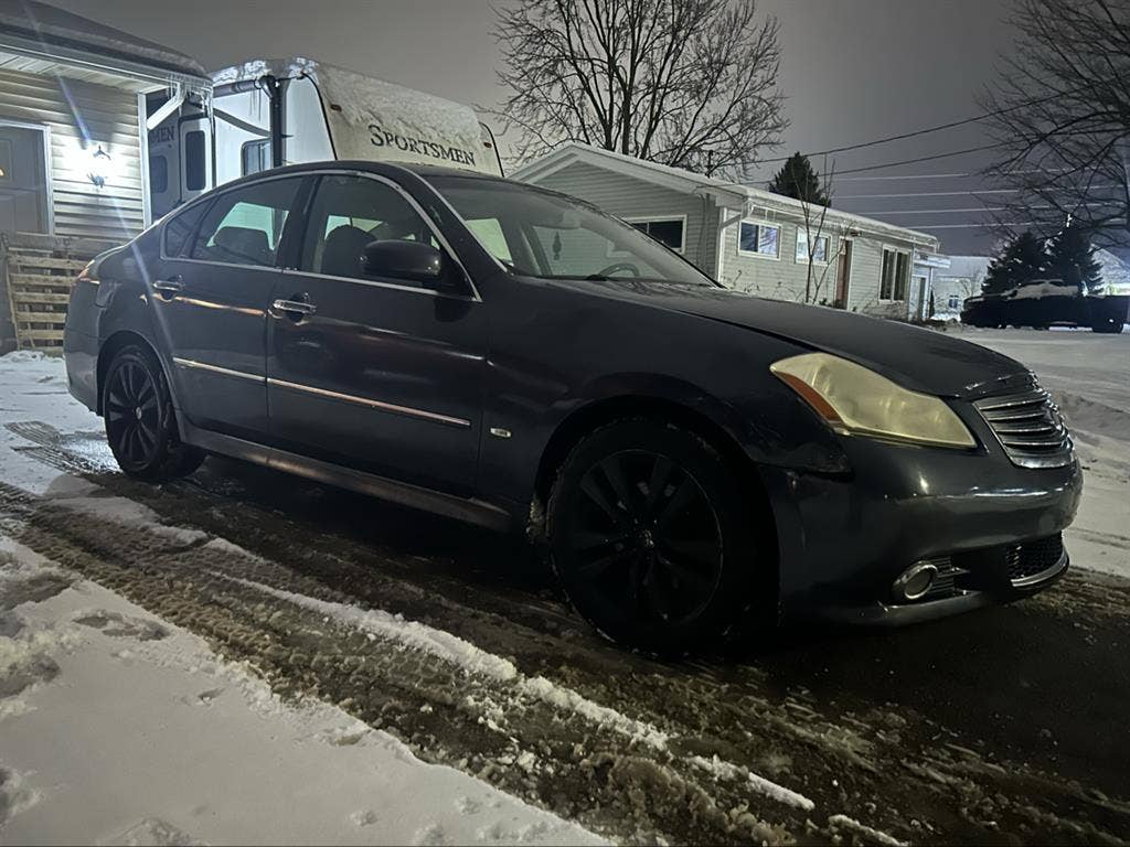 Looking for small Single room