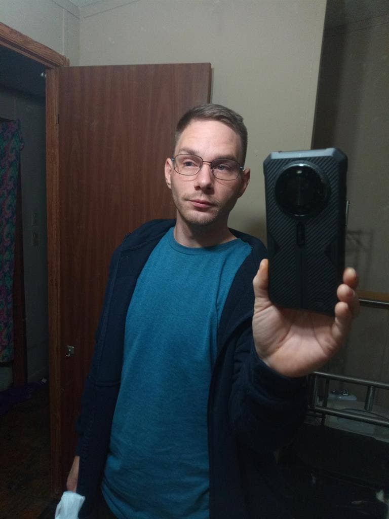 Looking for a long term room.