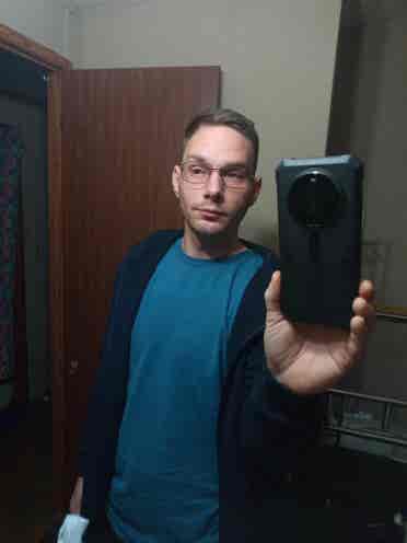 Looking for a long term room.