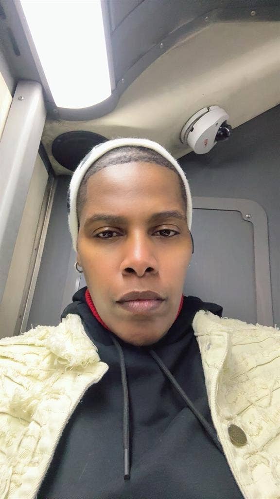 Hi my name is Shardae yrs old