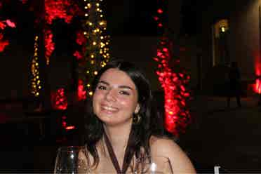 student looking for a room