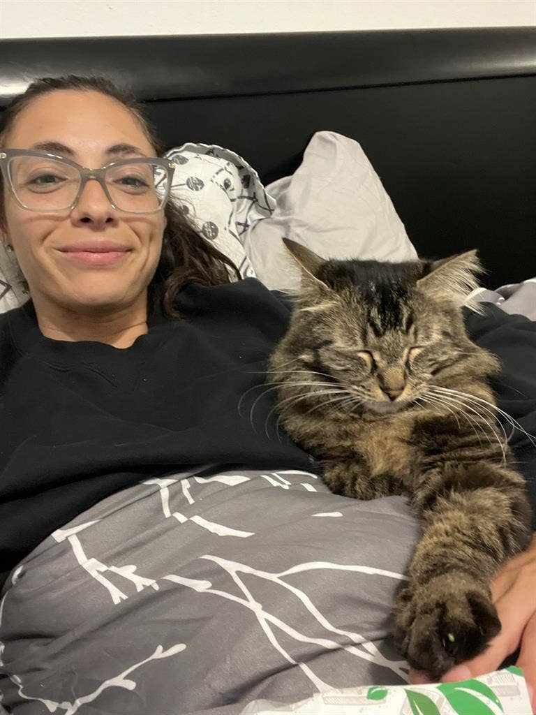 Looking for Female roommate