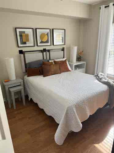 Room to rent -North Naples- July 1