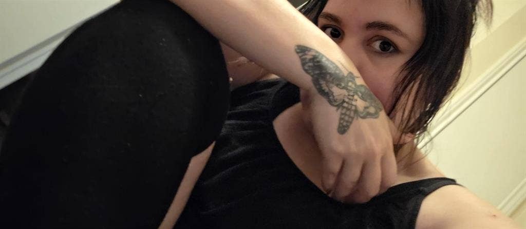 F Looking for a room in August