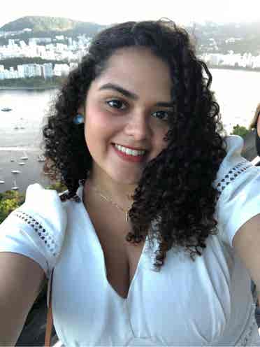 I am looking to share 
an apartment