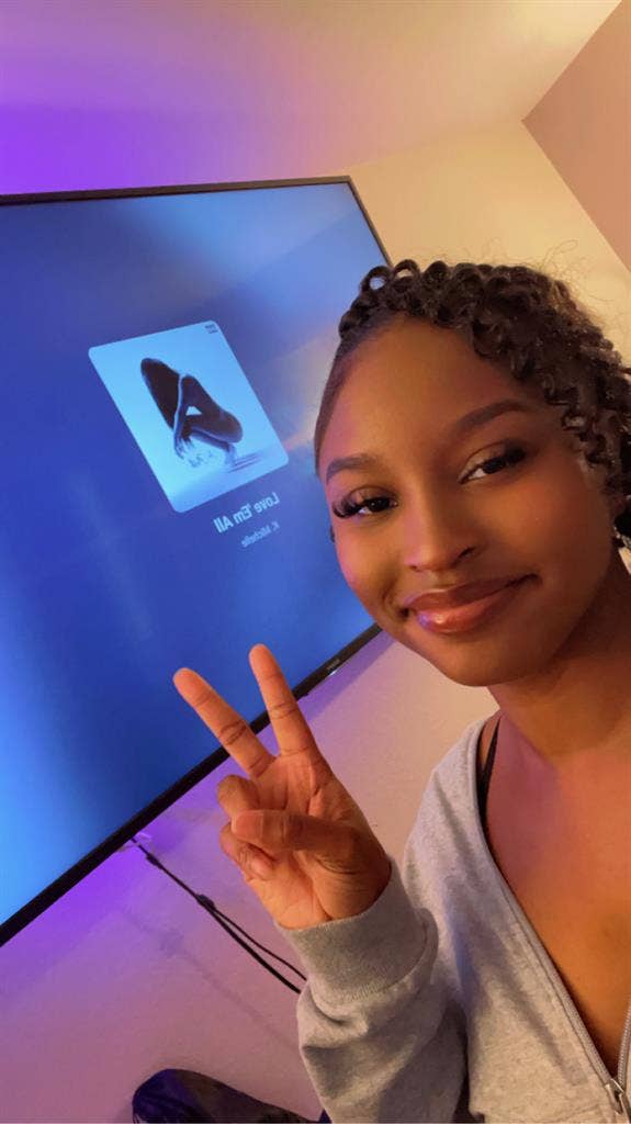 🎀FEBRUARY MOVE IN 🎀