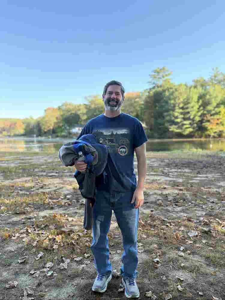 Hello, looking for room