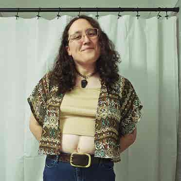 queer woman looking for a room!