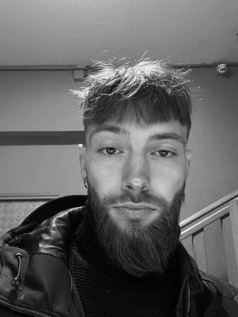 Looking for a room in Régina