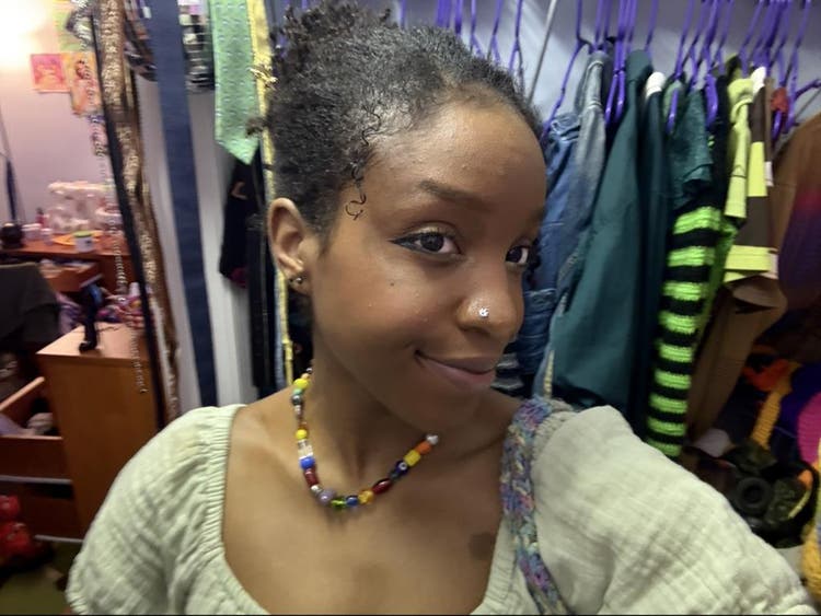 ballet dancer looking for a roomate