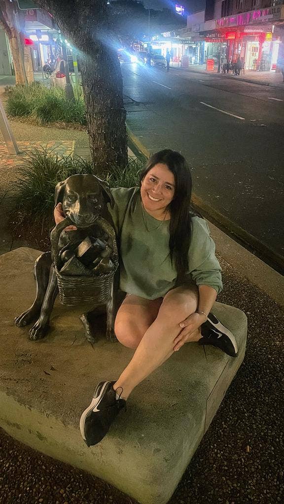 María