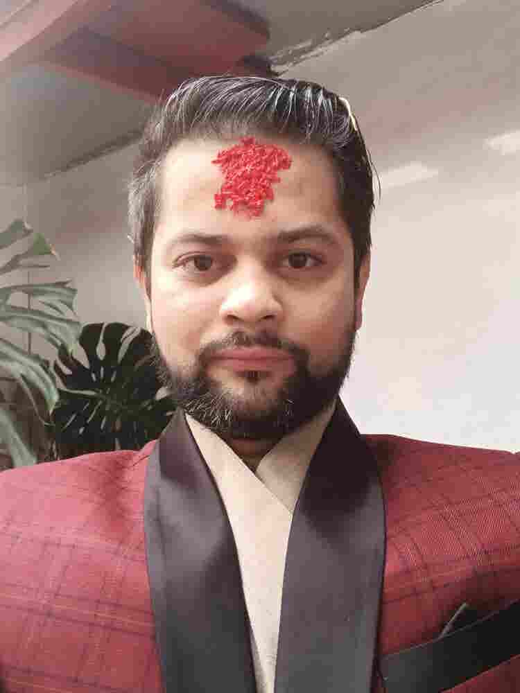 Single bed room near west london.