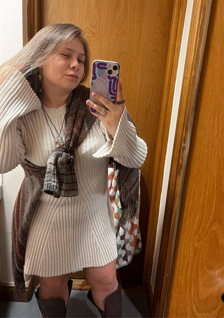 Looking for temporary roommate(s)