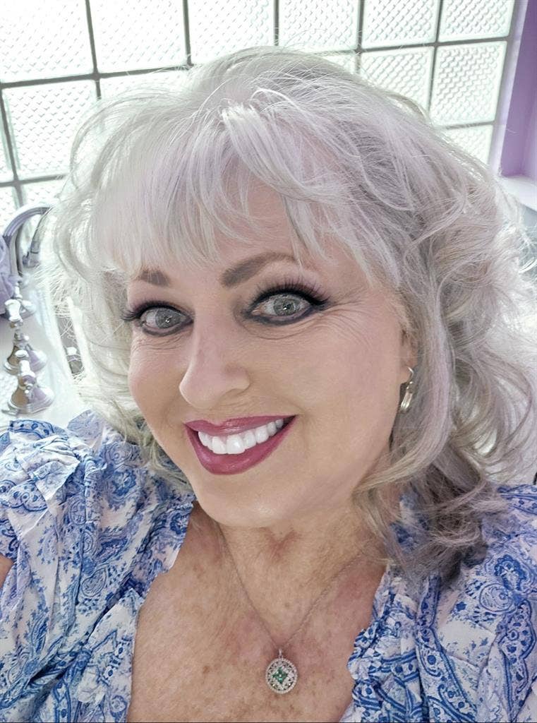 Looking for a friendly roommate