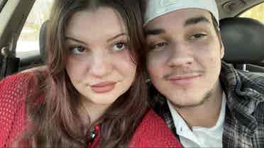 yo Working Couple