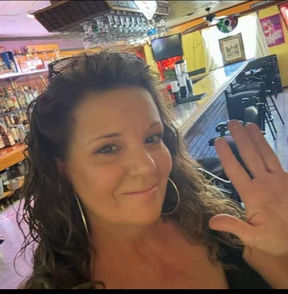 We are a couple looking to rent