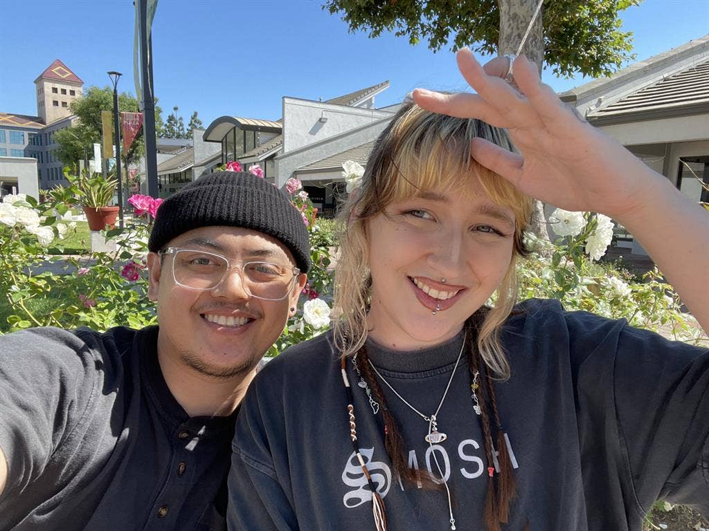 Couple looking for room for rent