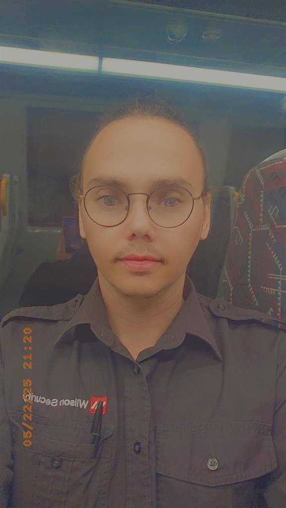 Friendly Quiet enby need safe place