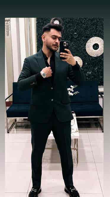 Looking for Roommate