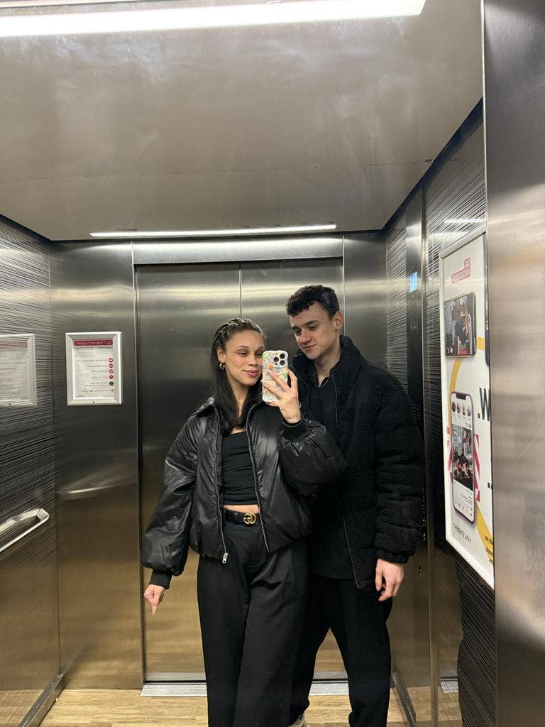 Tidy Couple Looking for 1-Bed