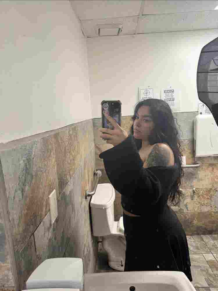 Am looking for a room to rent