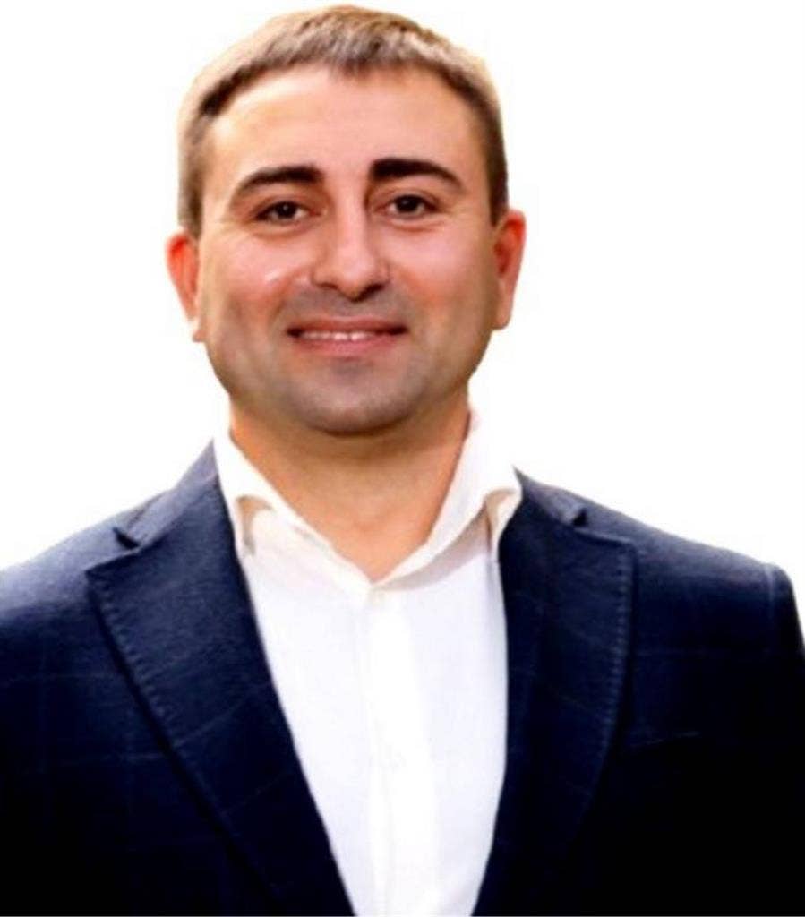 I’m Alex from Ukraine, I’m years