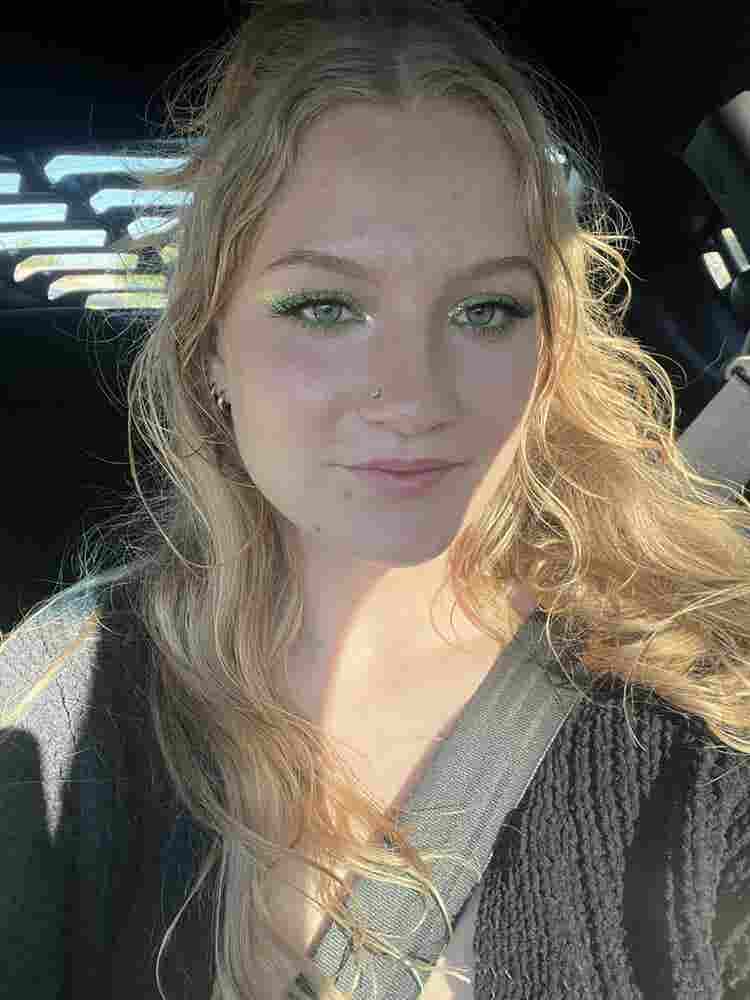 Hi! Looking for friendly roommates!