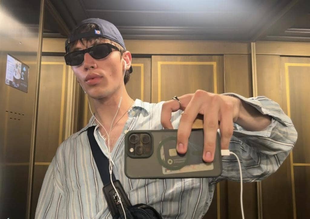 Looking for a roommate