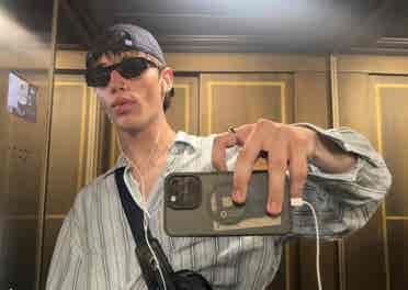 Looking for a roommate