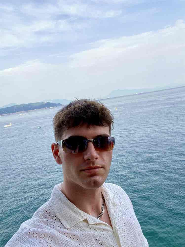Sam