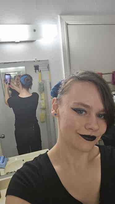 Looking for a room and flatmate!