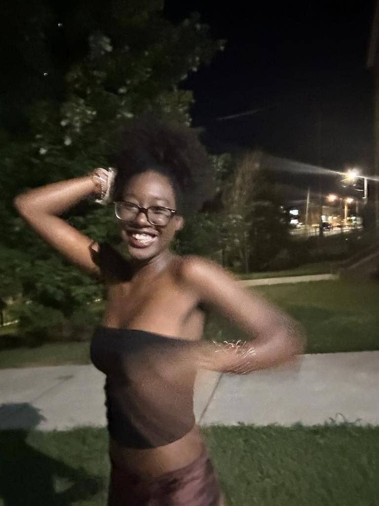 looking for roommate