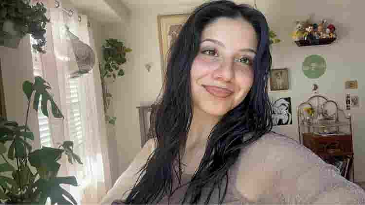 Hiii looking for a roomie