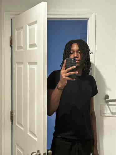 Hi! Looking for a room to rent!