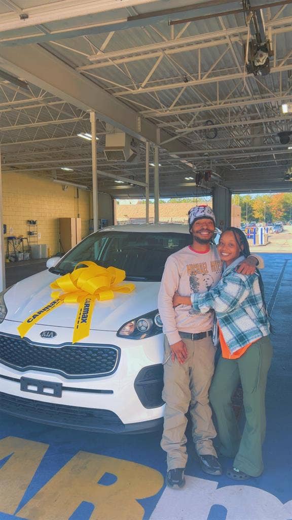 Family of 3 looking for room