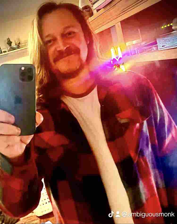 Male Looking For a Room for Rent