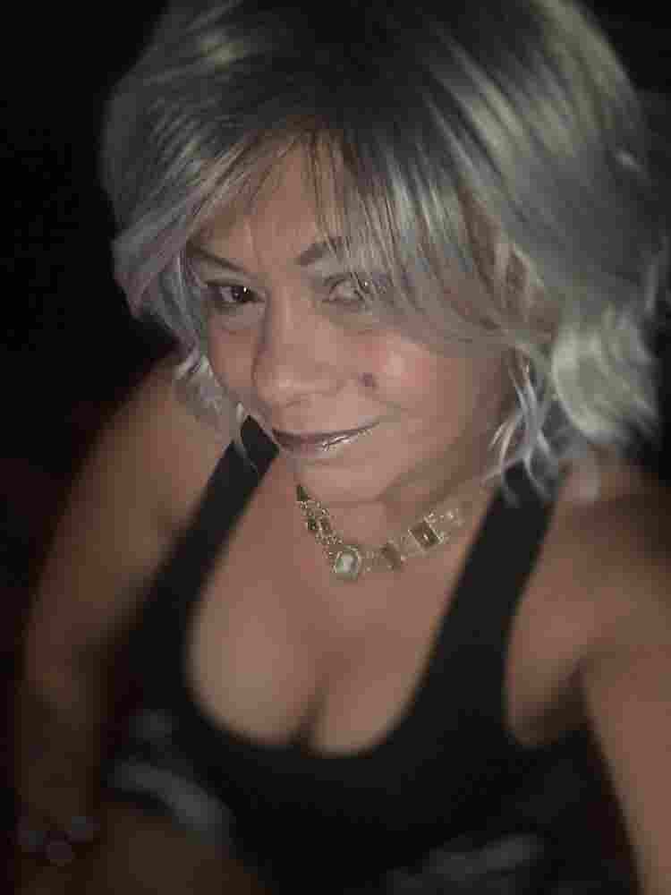 Lookin to rent a room in tampa area