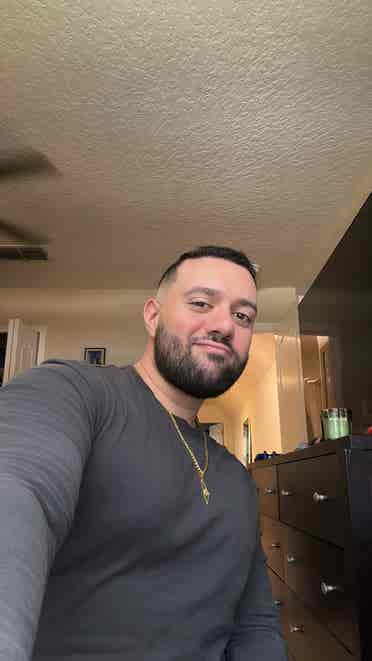 Looking for a roomie