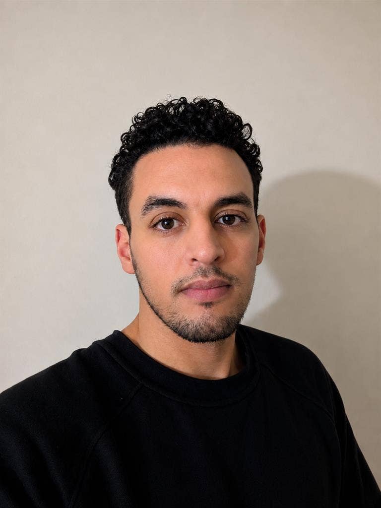 Looking for a Room in Alexandria, V