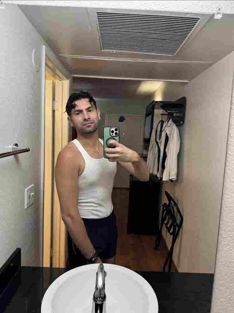 I’M LOOKING FOR A ROOM TO RENT
