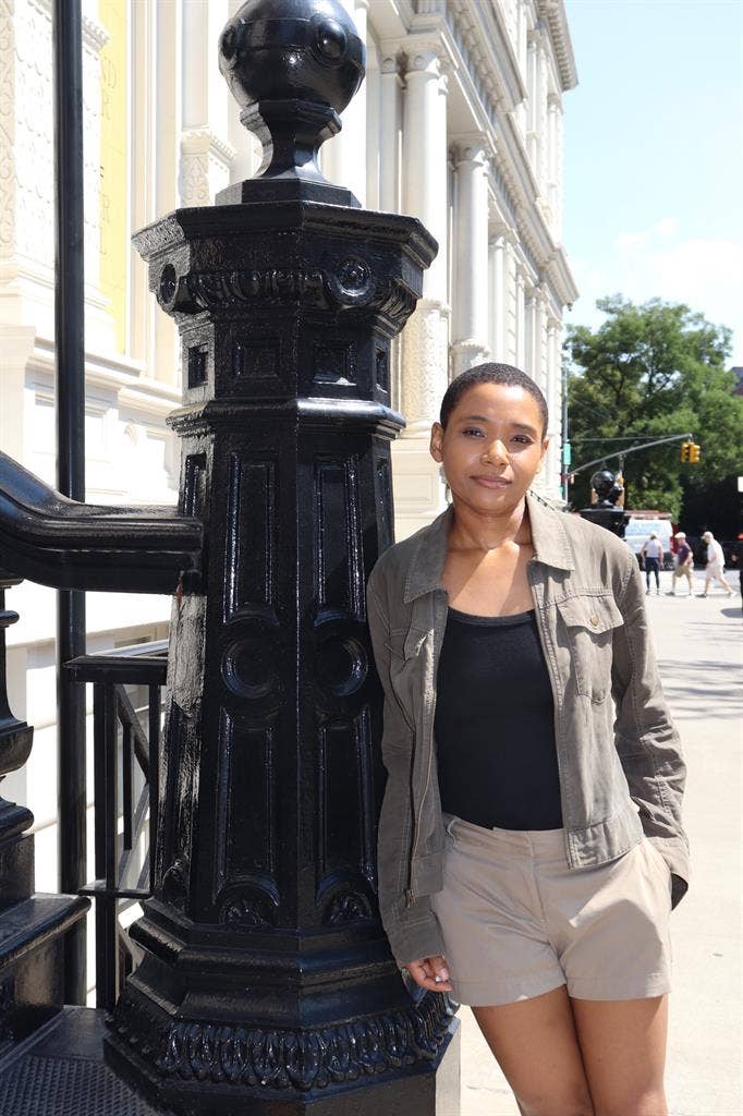 English teacher looking for a room.