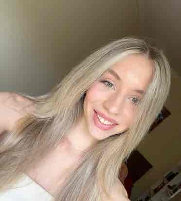 student looking 4 housing&roommates