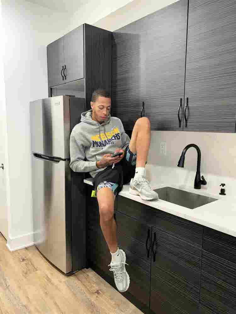 Looking to move in ASAP!